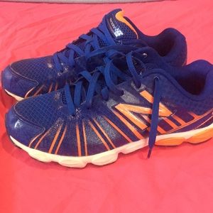 Men’s new balance shoes